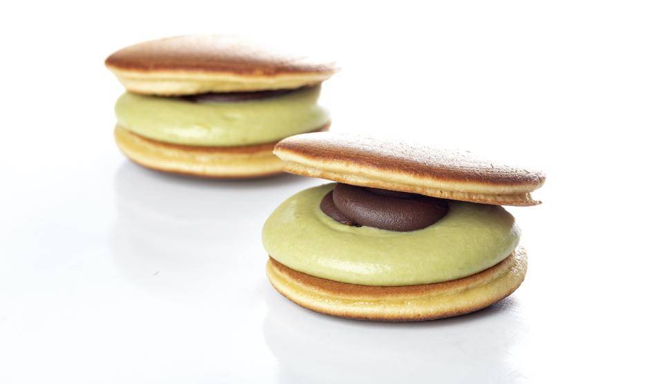  Dorayaki da chef Mika Sakihama com ganaches de matcha e limão